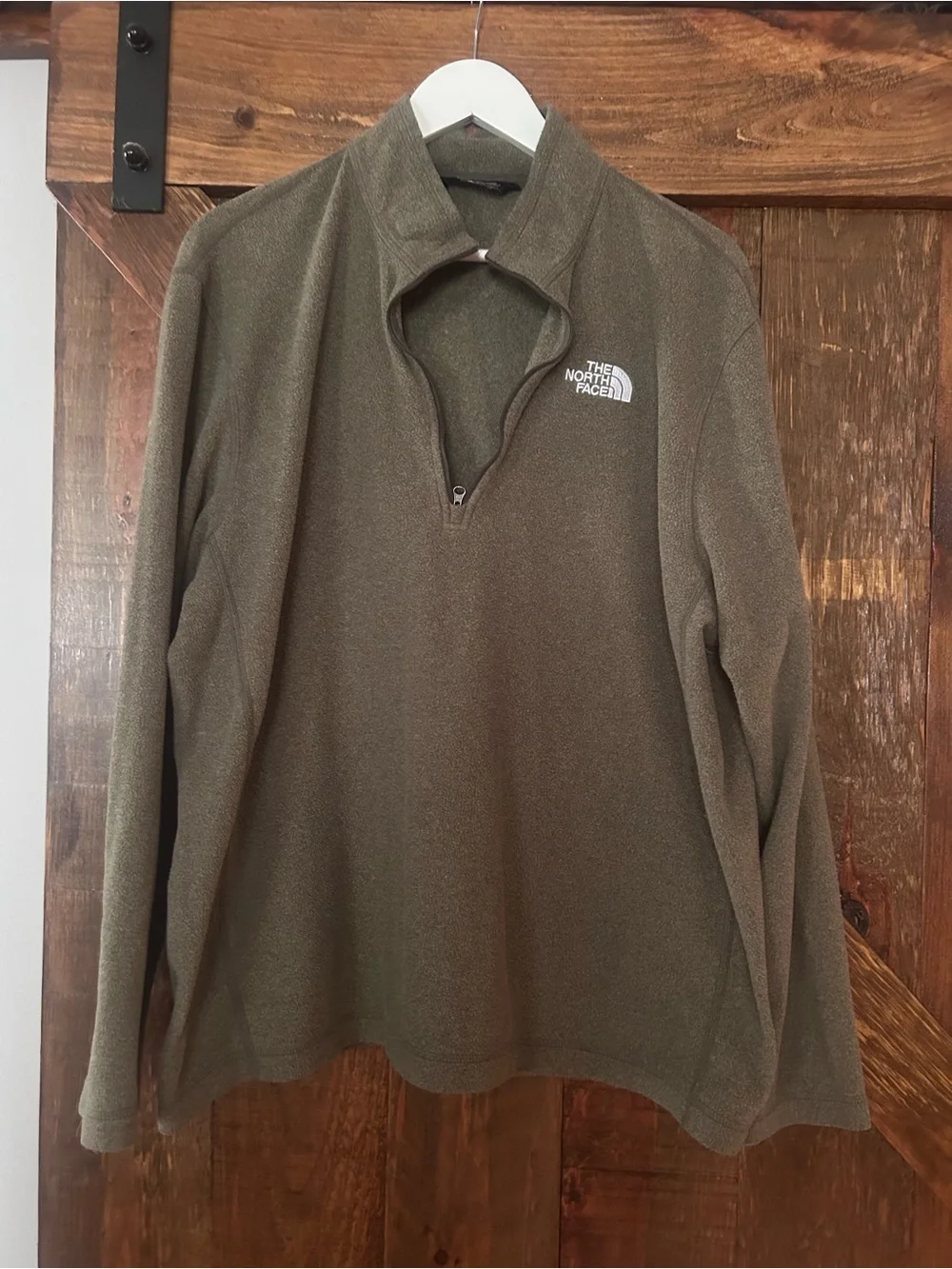 The North Face Men's Olive Green Half-Zip Fleece Pullover